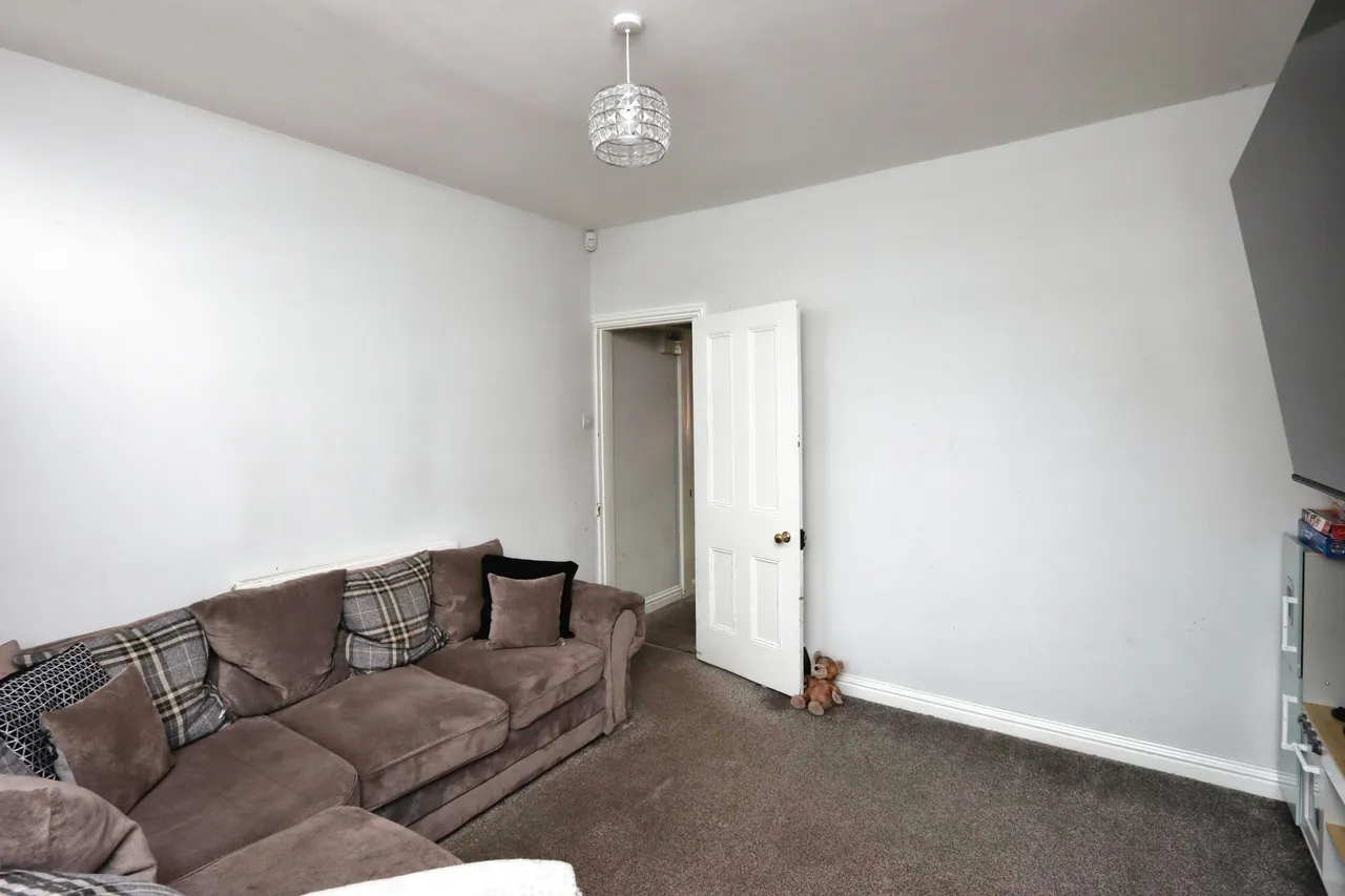 Station Road, Woodhouse, Sheffield, South Yorkshire, S13, photo 12