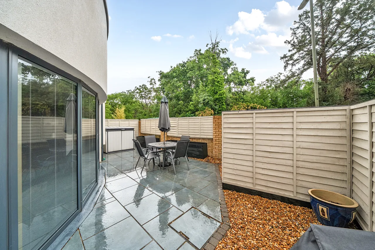 Court Lane, Epsom, KT19, photo 6