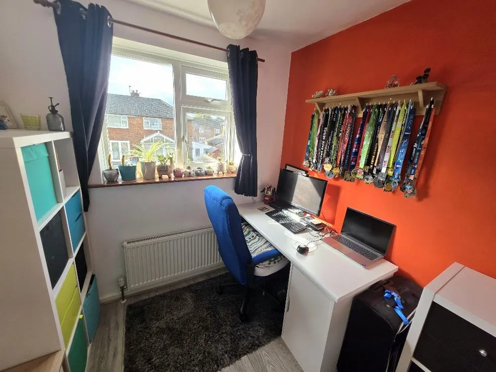 Lydney Avenue, Heald Green, photo 13