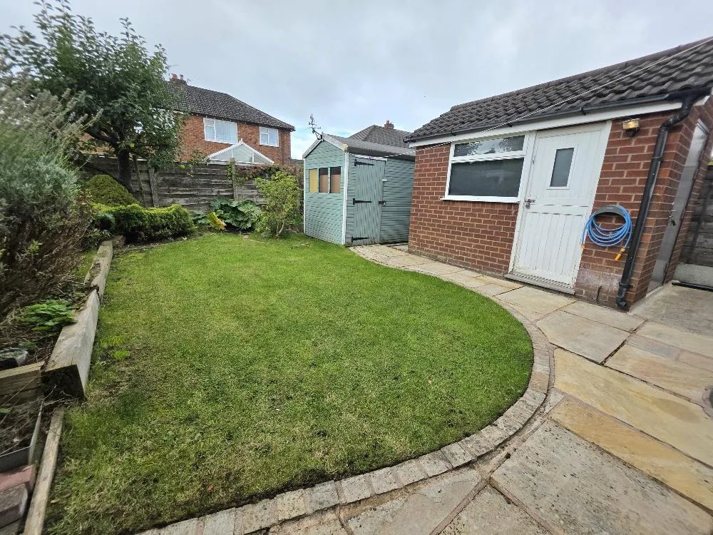 Lydney Avenue, Heald Green, photo 15