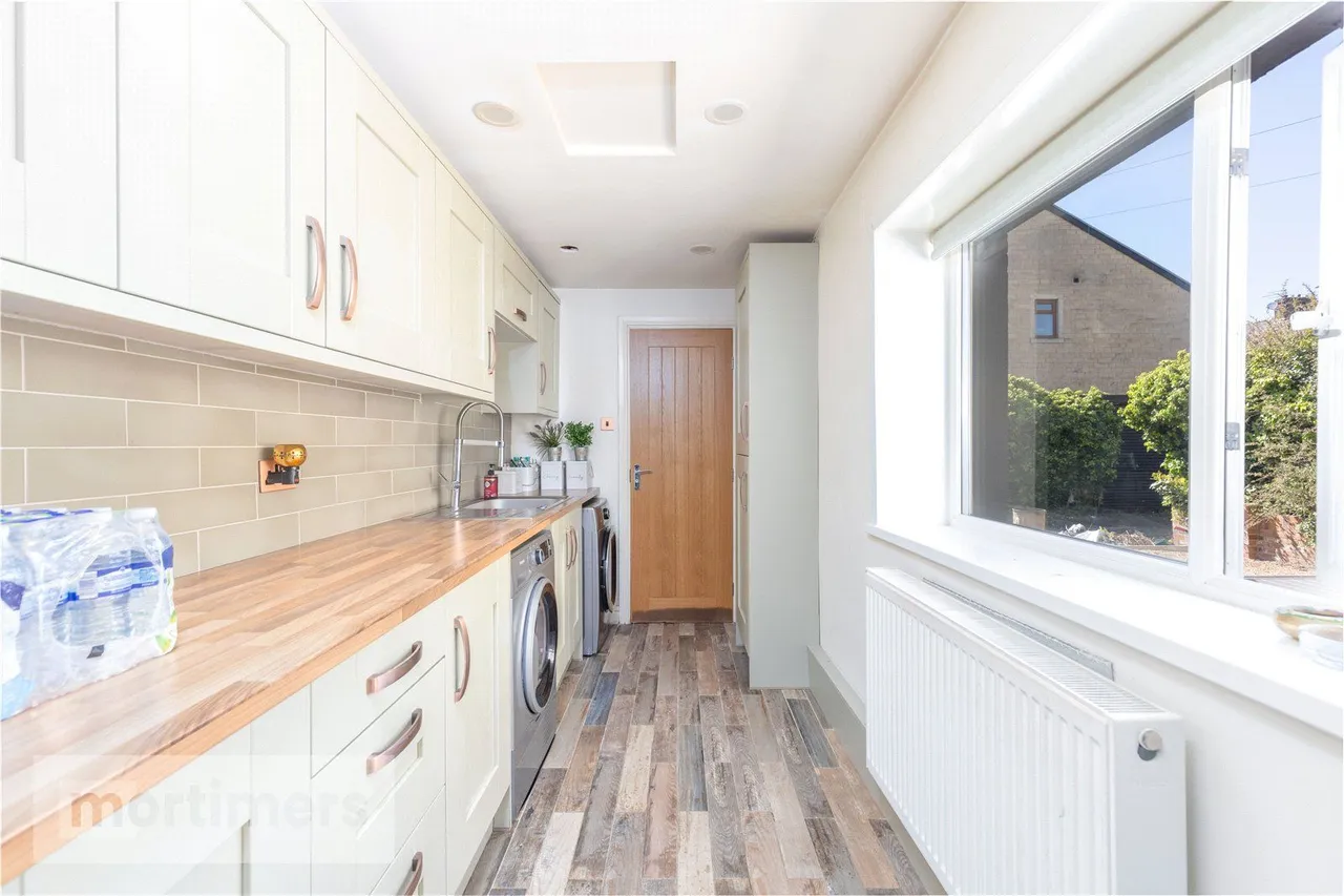 Whalley Road, Accrington, BB5, photo 12