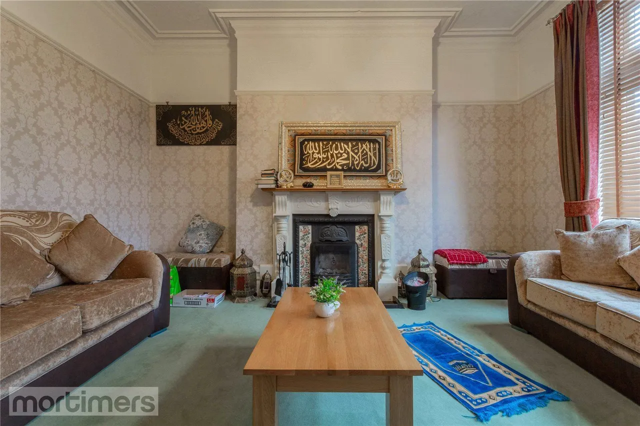 Whalley Road, Accrington, BB5, photo 5