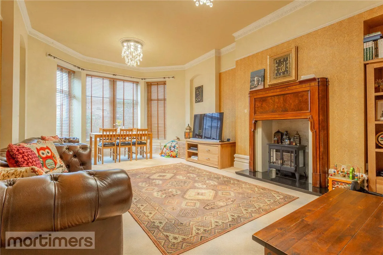 Whalley Road, Accrington, BB5, photo 16