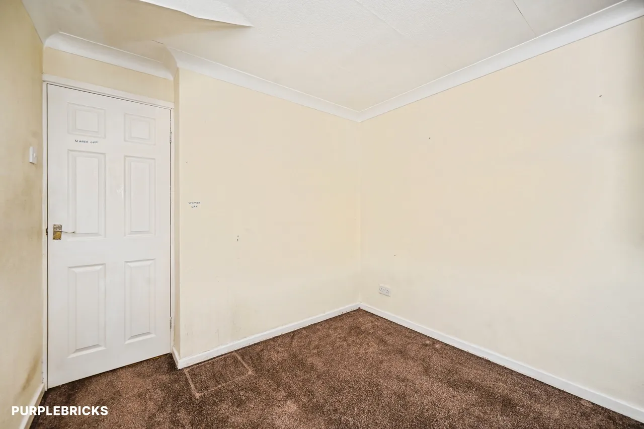 Barrows Green Lane, Widnes, WA8, photo 16