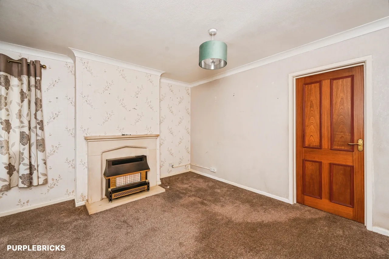Barrows Green Lane, Widnes, WA8, photo 8