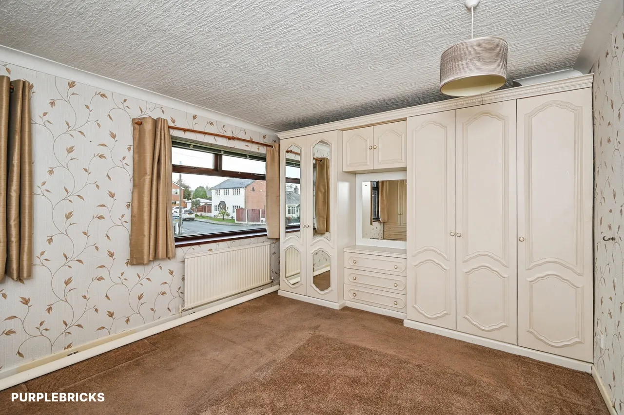 Barrows Green Lane, Widnes, WA8, photo 15