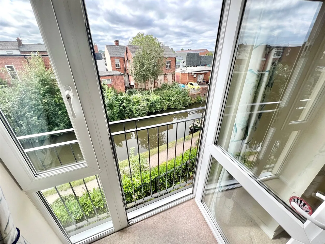 Vale Road, Stourport-on-Severn, Worcestershire, DY13 8GB, photo 6