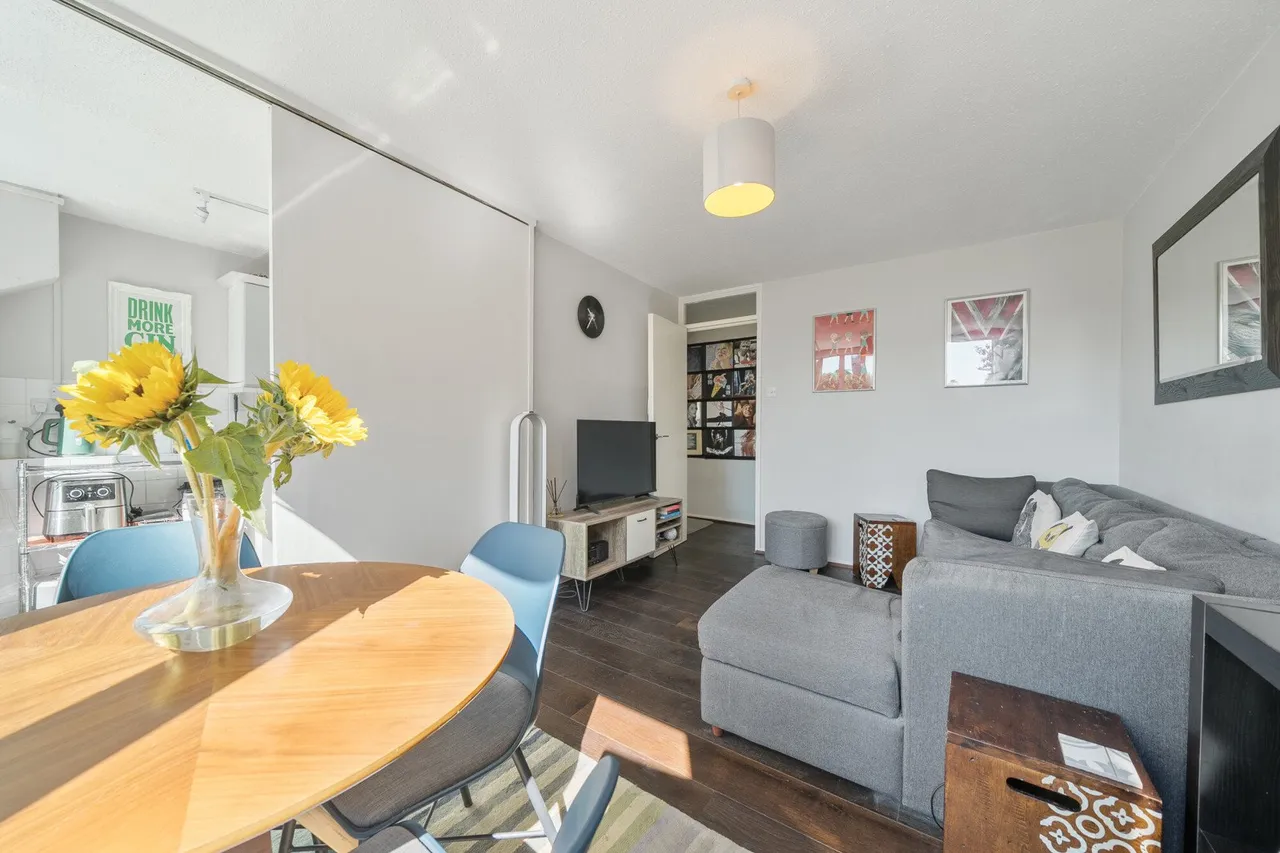 Elam Close, SE5, photo 18