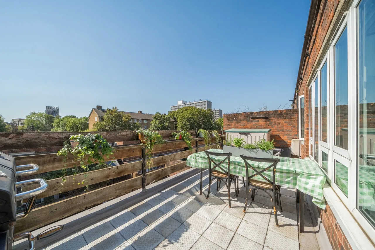 Elam Close, SE5, photo 4