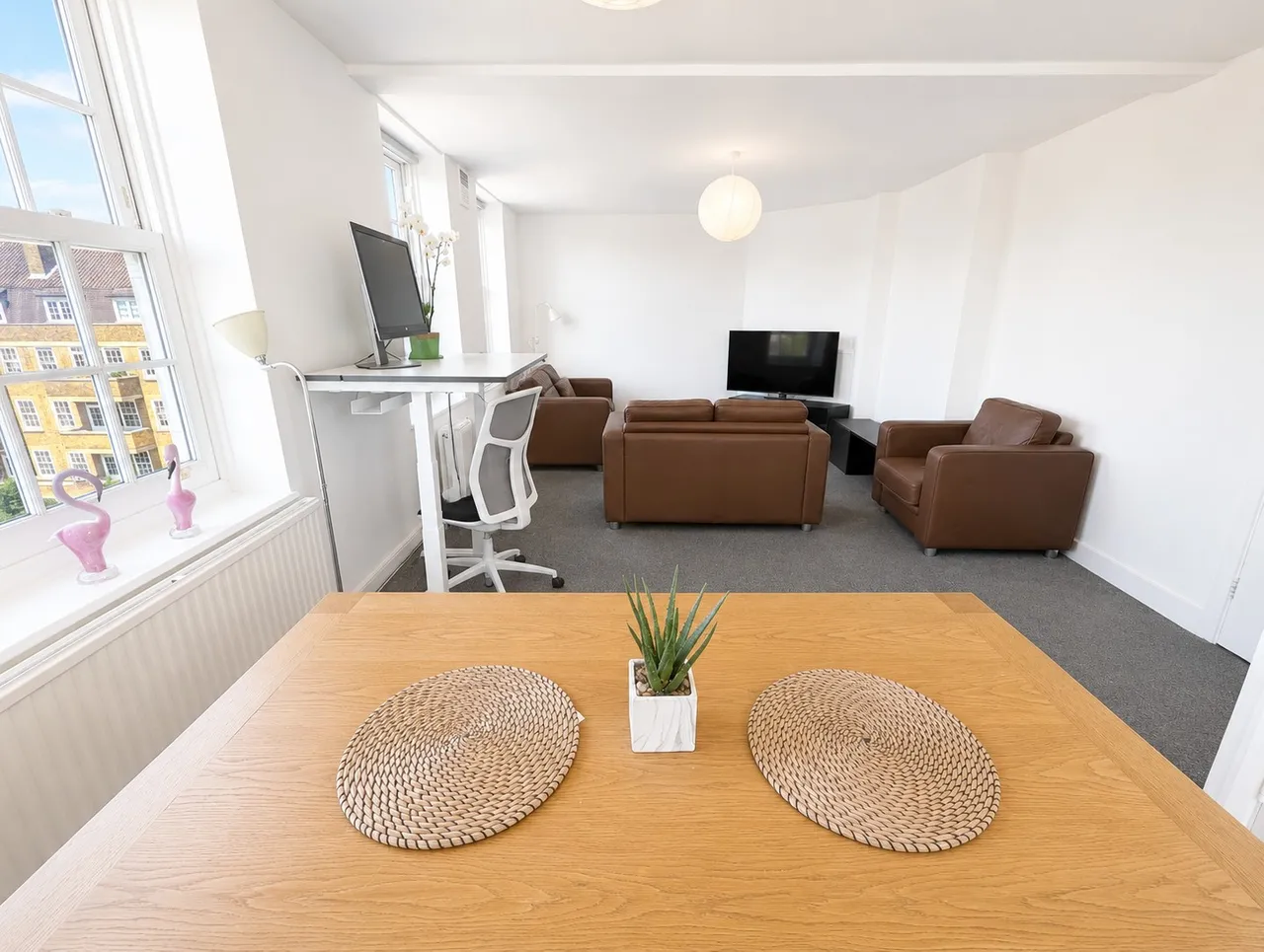 One Bedroom Duplex Flat Redhill Stree, photo 4
