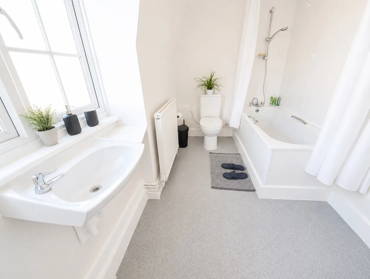 One Bedroom Duplex Flat Redhill Stree, photo 5