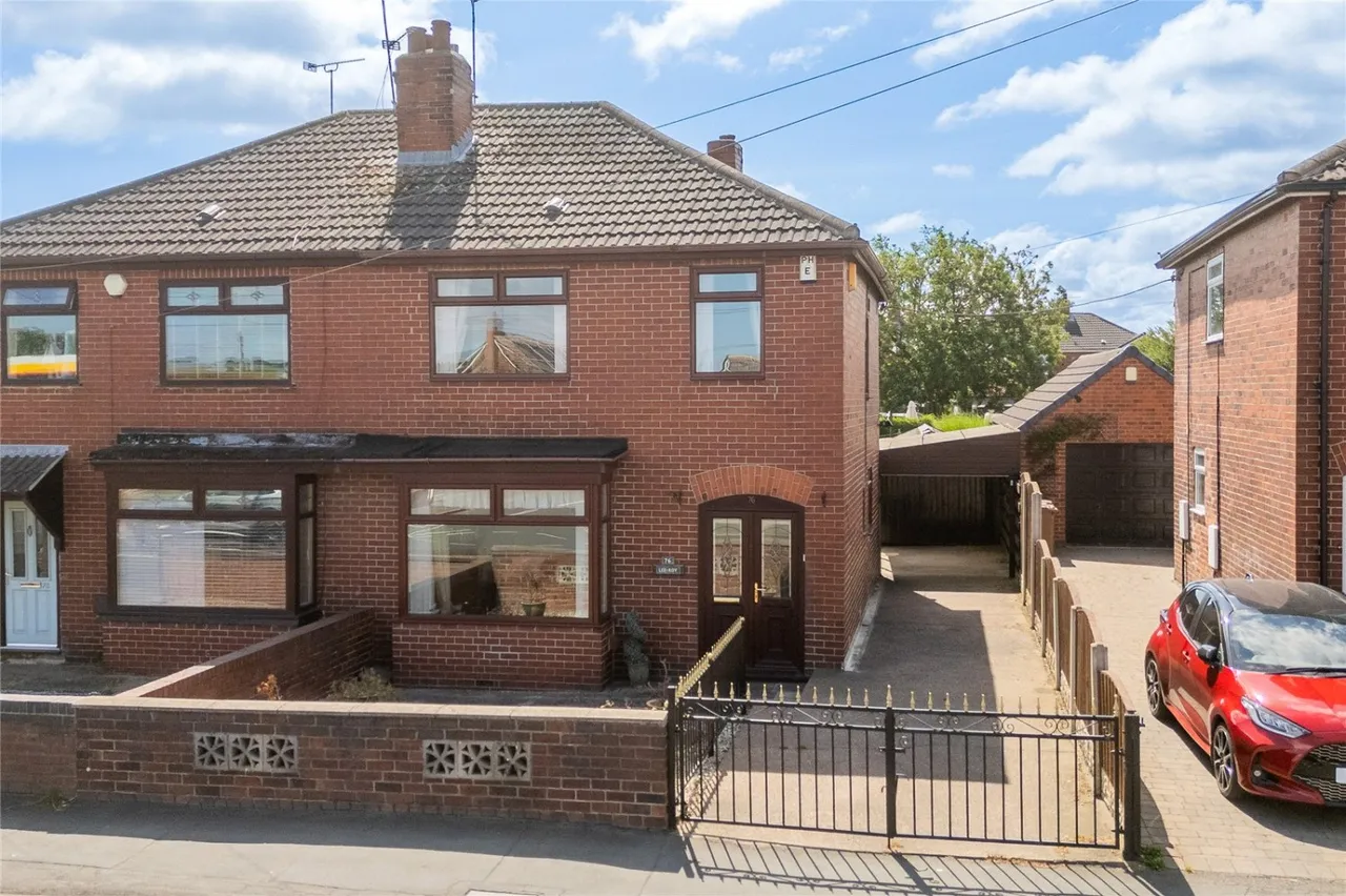 3 bed house for sale, Minsthorpe Lane, South Elmsall, WF9
