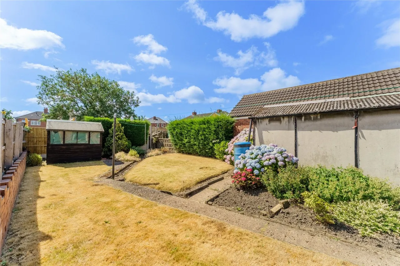 Minsthorpe Lane, South Elmsall, WF9, photo 25