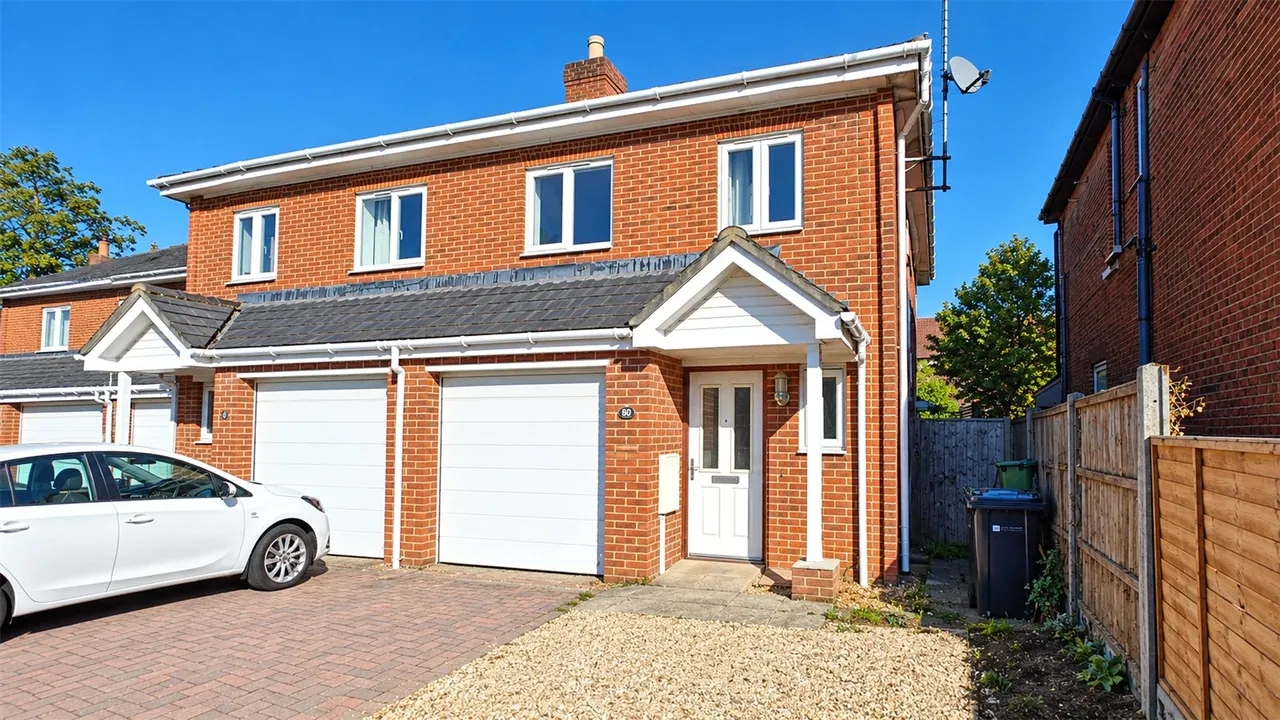 3 bed house to rent, Josephs Road, Guildford, GU1