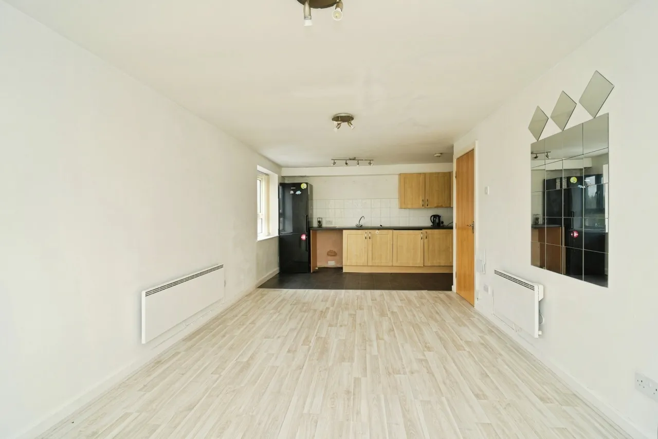Highclere Avenue, Salford, M7, photo 2