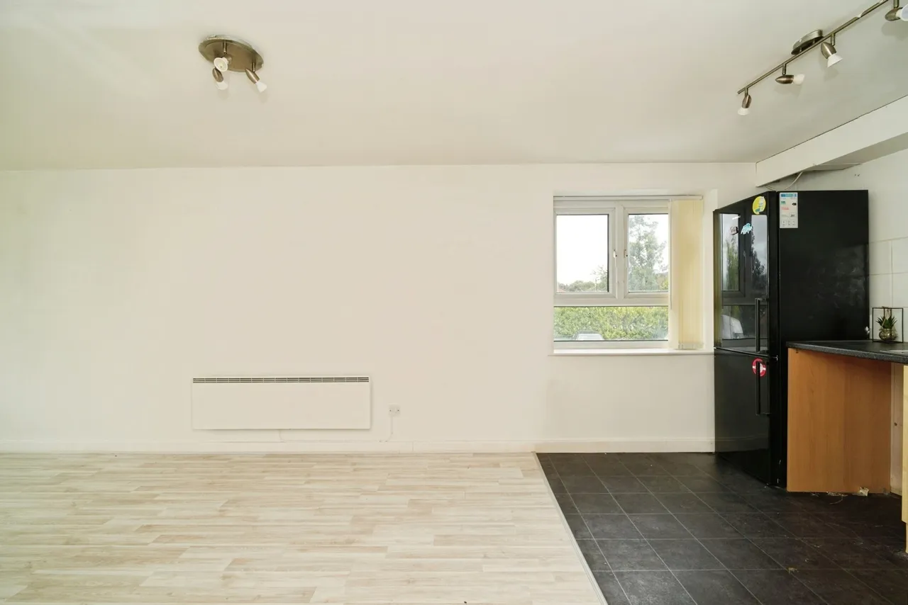 Highclere Avenue, Salford, M7, photo 5