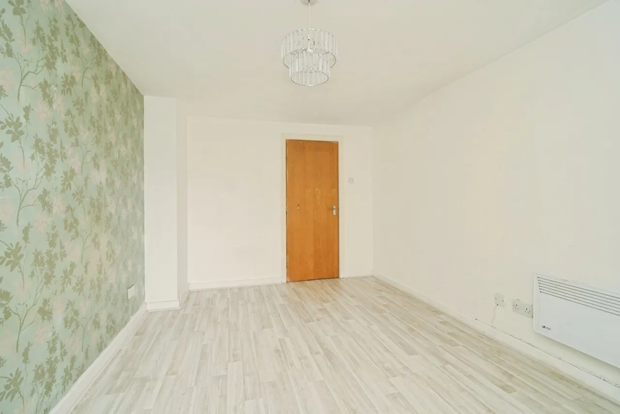 Highclere Avenue, Salford, M7, photo 7