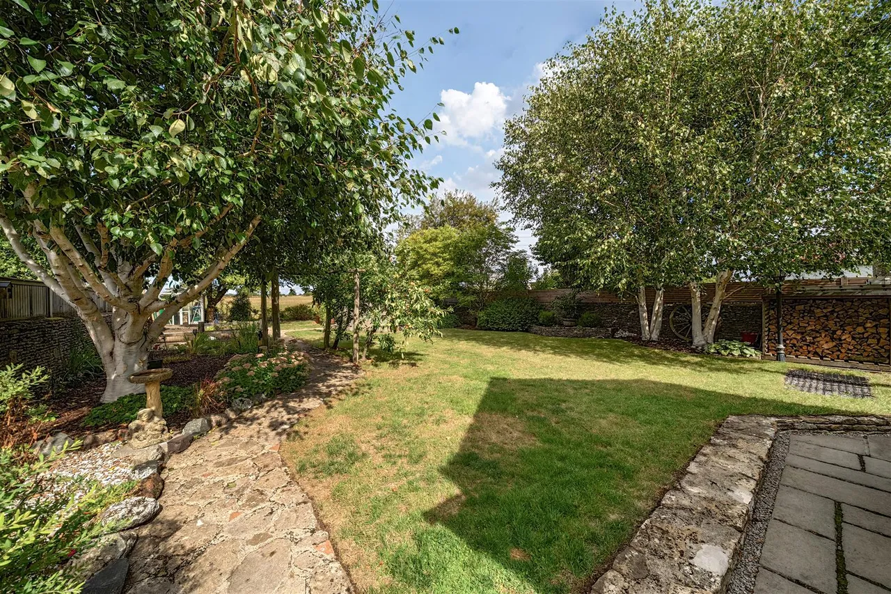 The Gibb, Littleton Drew, SN14, photo 2