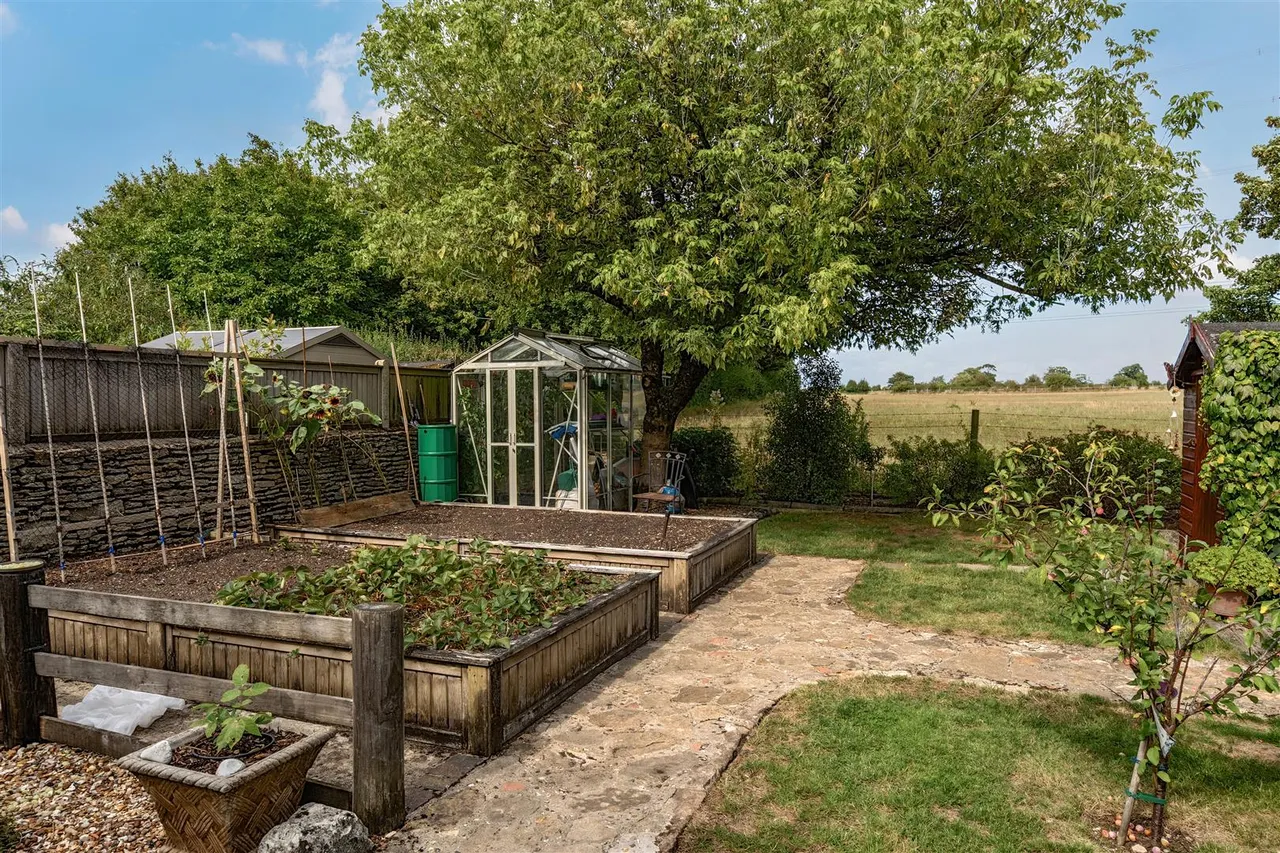 The Gibb, Littleton Drew, SN14, photo 12