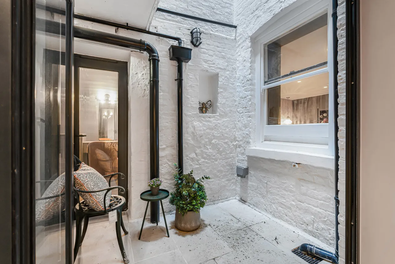 John Street, London, WC1N, photo 16