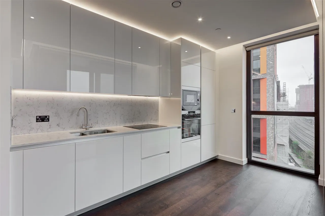 4 Charles Clowes Walk, Nine Elms, London, SW11 7AG, photo 10