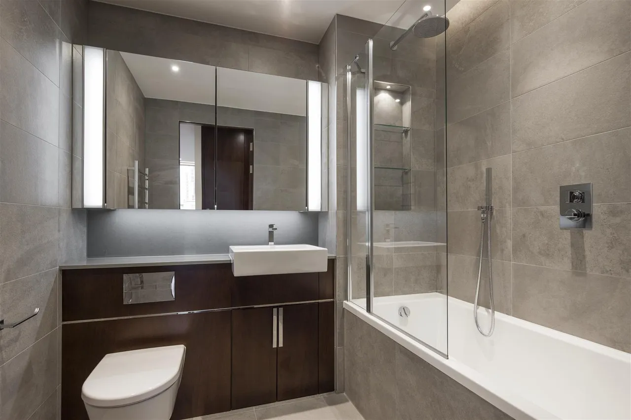 4 Charles Clowes Walk, Nine Elms, London, SW11 7AG, photo 7
