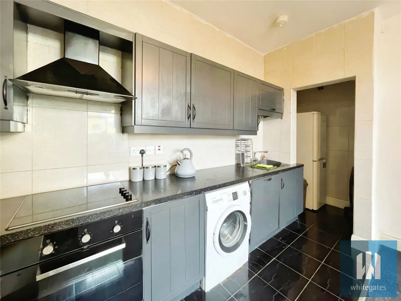 May Street, Crosland Moor, HD4, photo 2