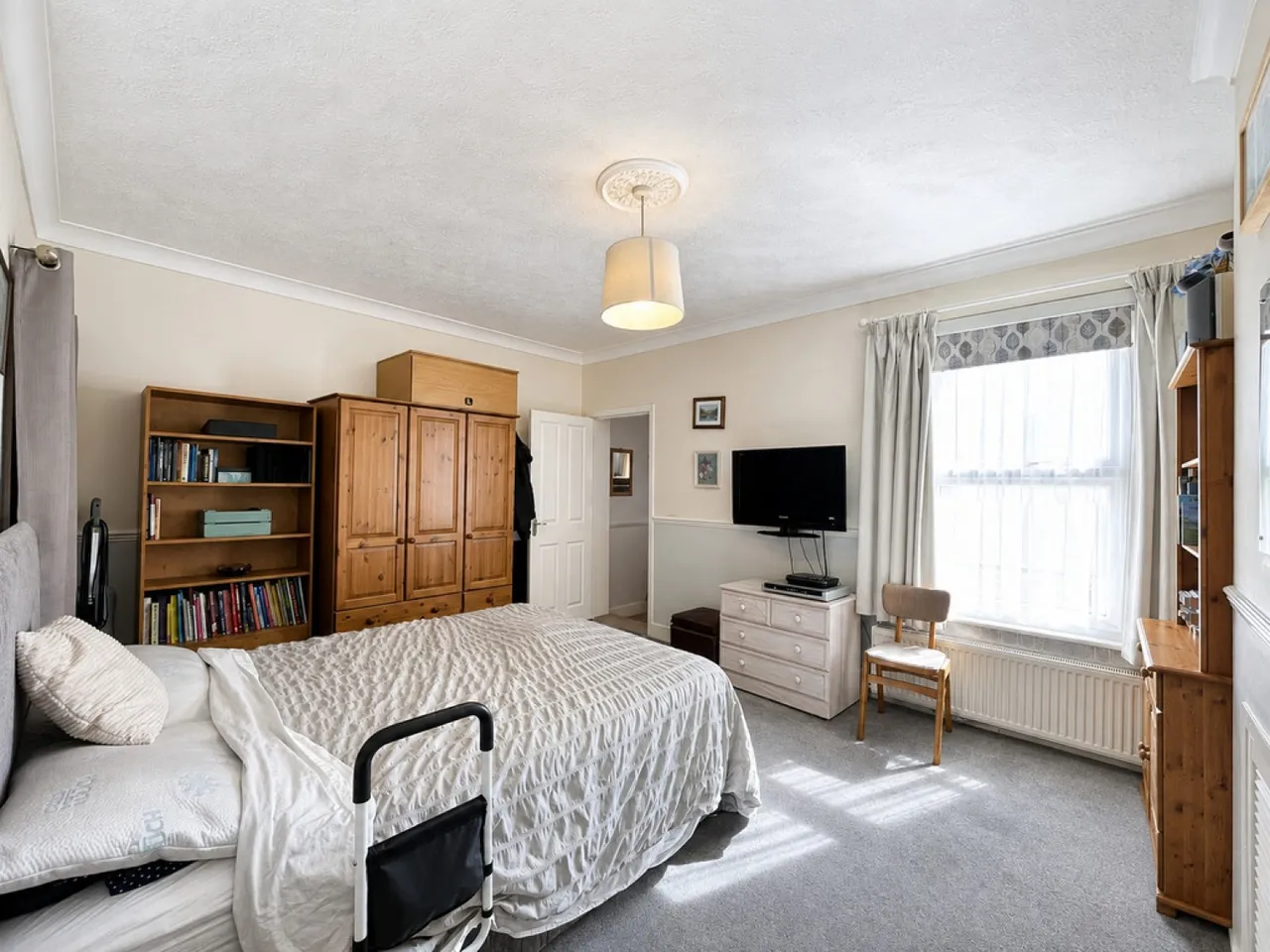 Wakering Avenue, Shoeburyness, SS3, photo 19