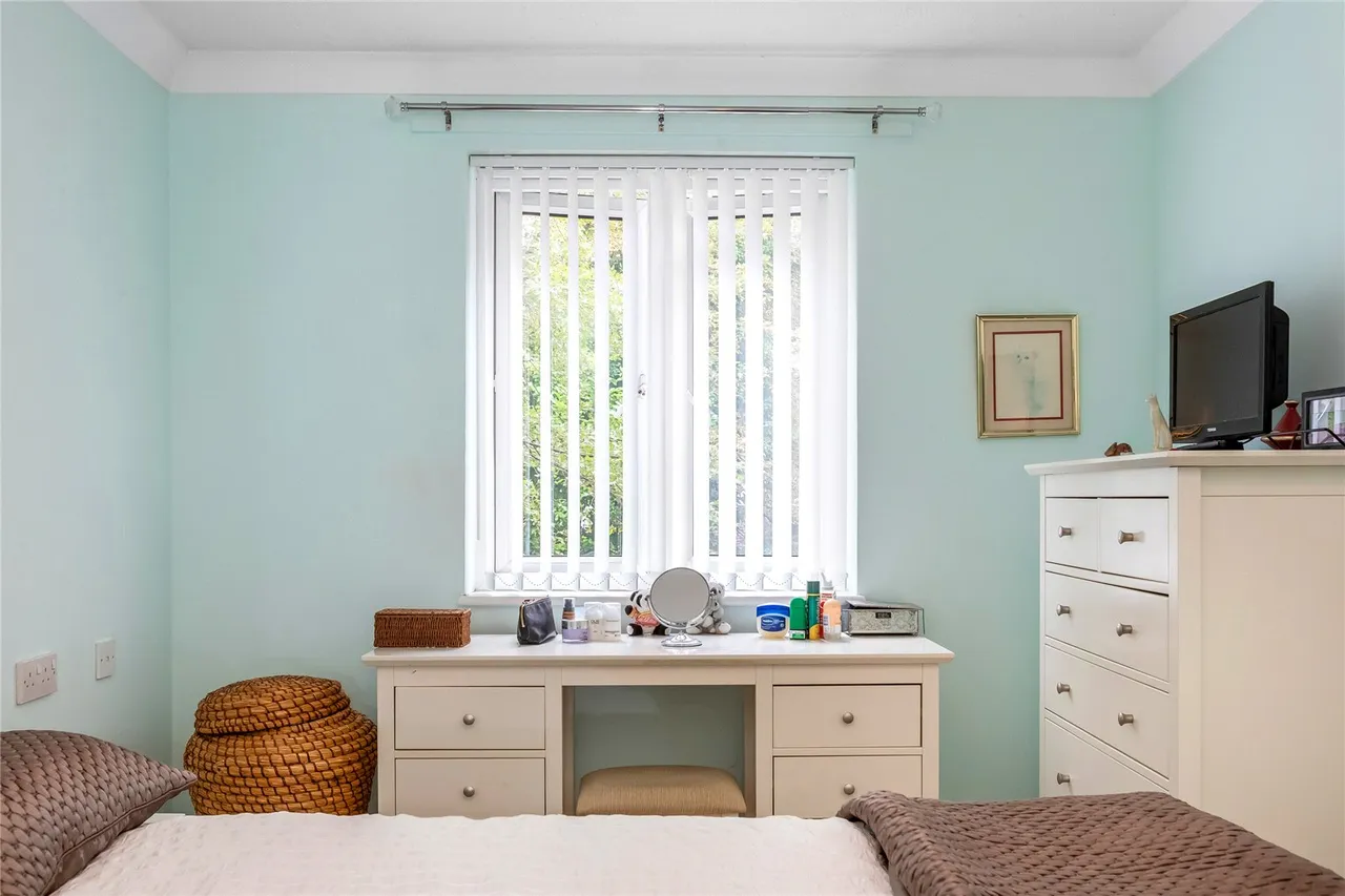 Foxley Lane, Purley, CR8, photo 5