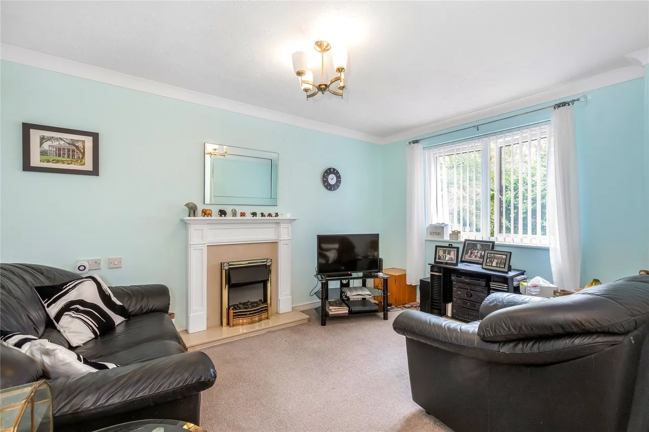 Foxley Lane, Purley, CR8, photo 2