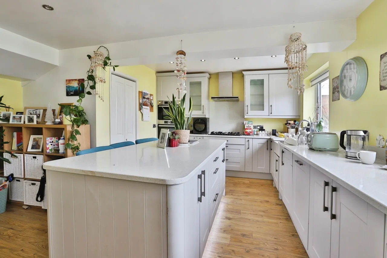 Beamish Road, Poole, BH17, photo 3