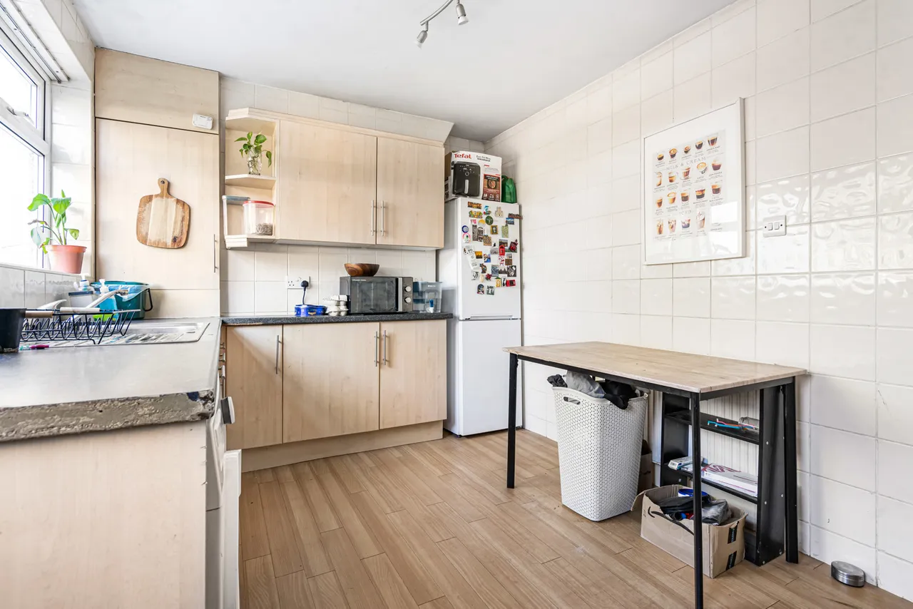 Southcote Avenue, Feltham, TW13, photo 7