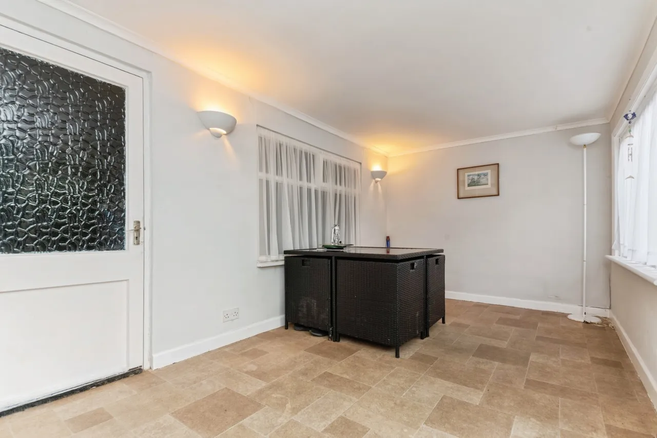 Walton Road, Kirby-le-Soken, Frinton-on-Sea, Essex, CO13, photo 8