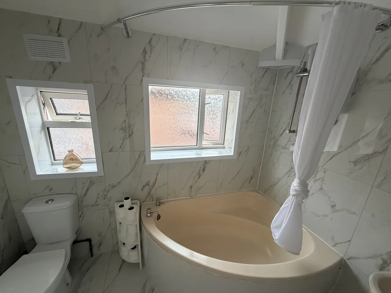 Bollin Drive, WA14, photo 4