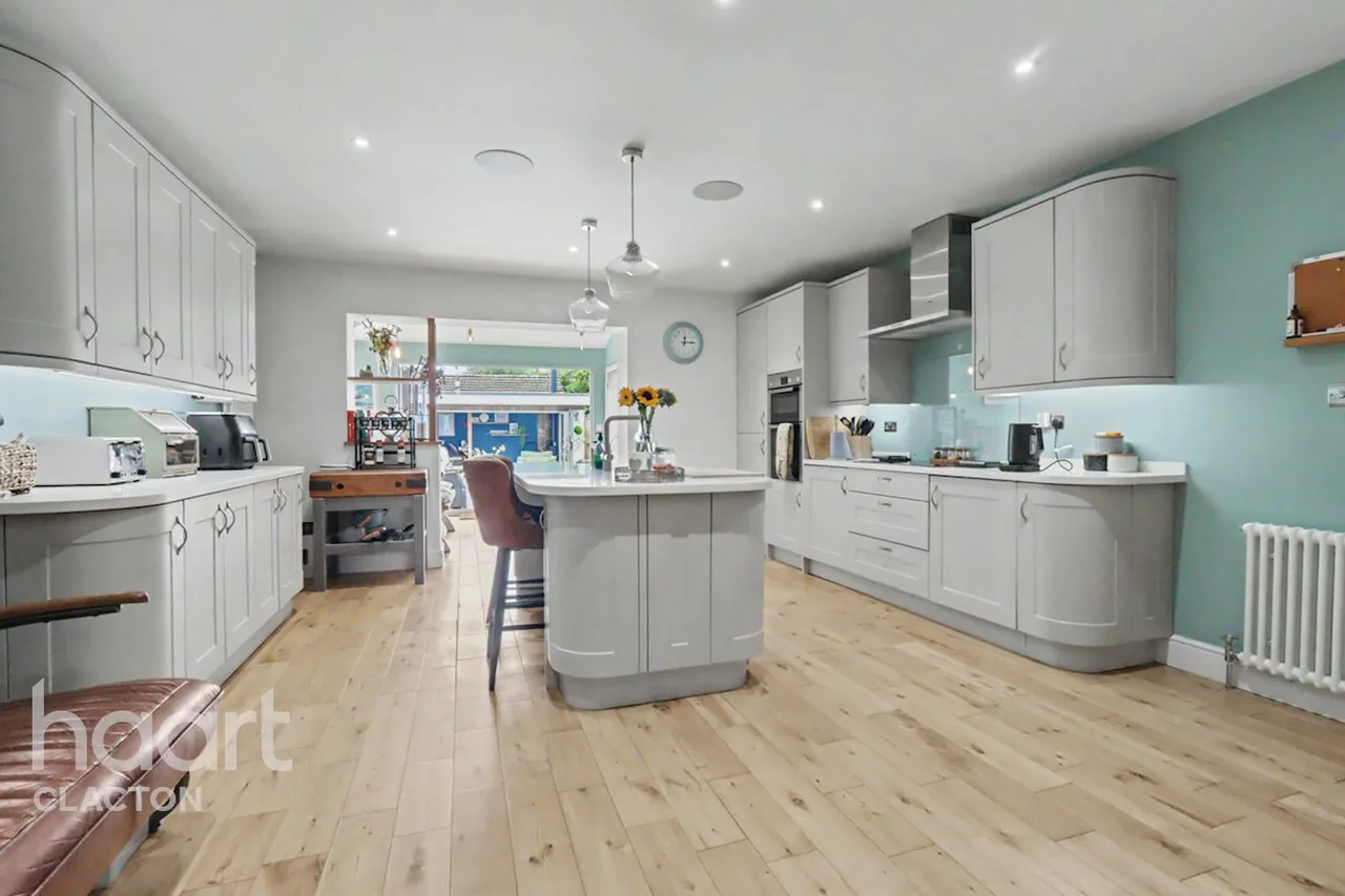 Frinton Road, Frinton-On-Sea, CO13, photo 3