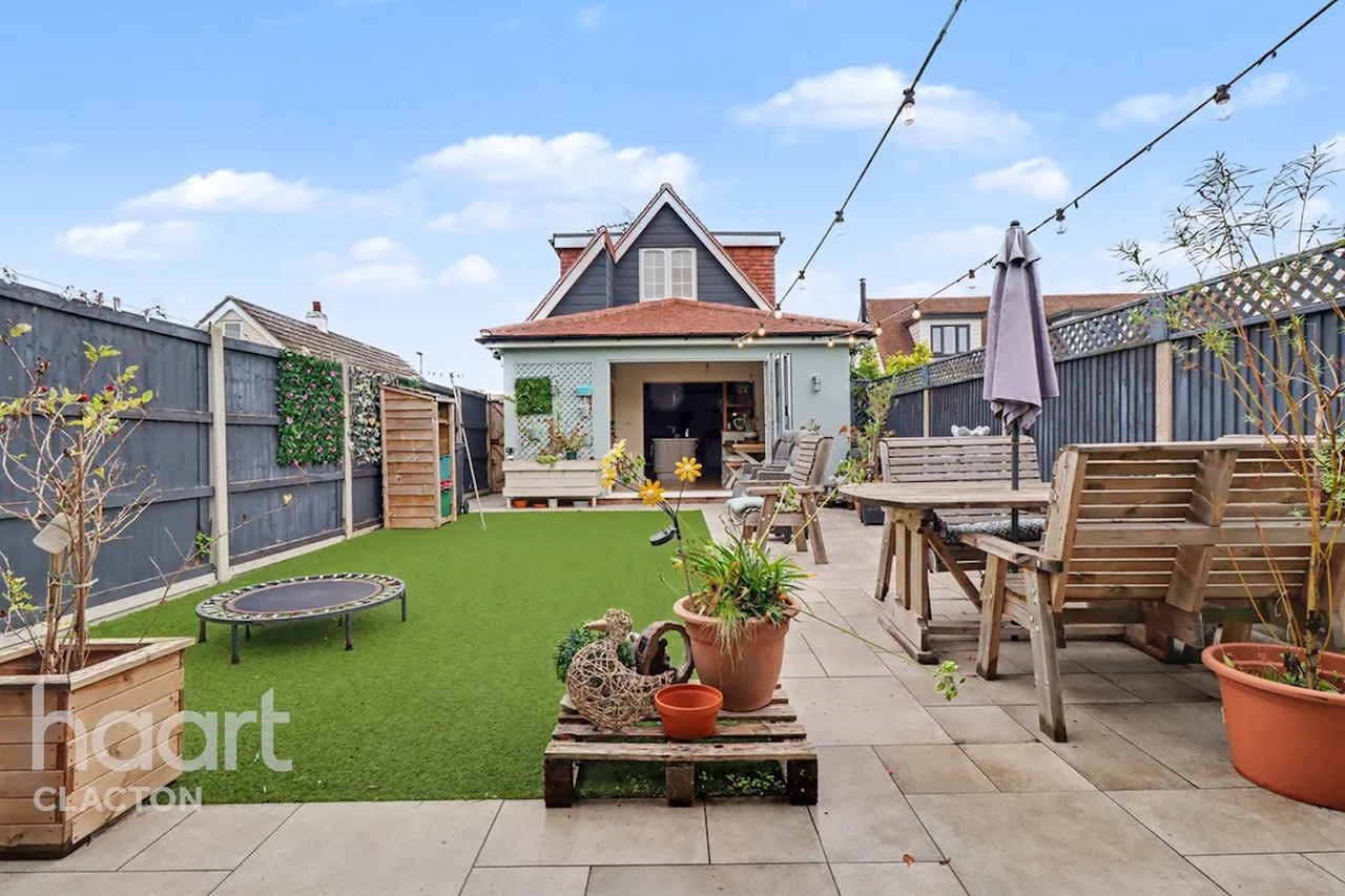 Frinton Road, Frinton-On-Sea, CO13, photo 15