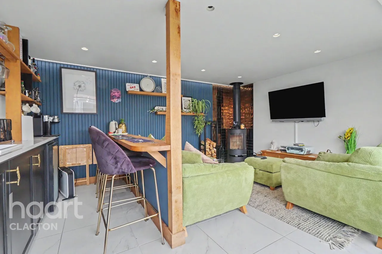 Frinton Road, Frinton-On-Sea, CO13, photo 14