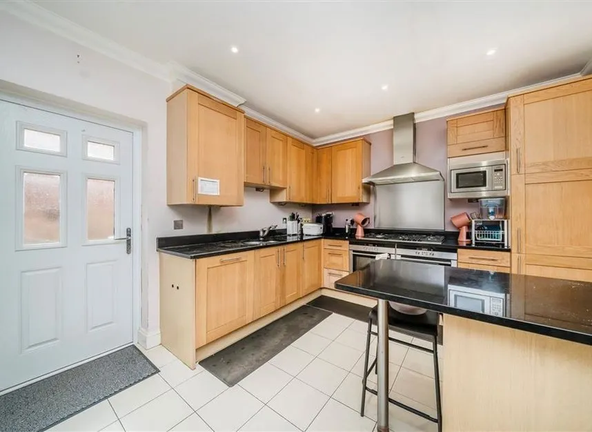 Hampton Road, Teddington, TW11, photo 2