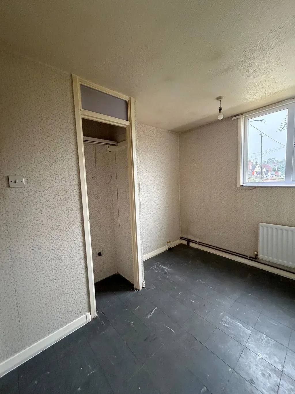 Napier Street, Bletchley, Milton Keynes, Buckinghamshire, MK2 2NF, photo 8