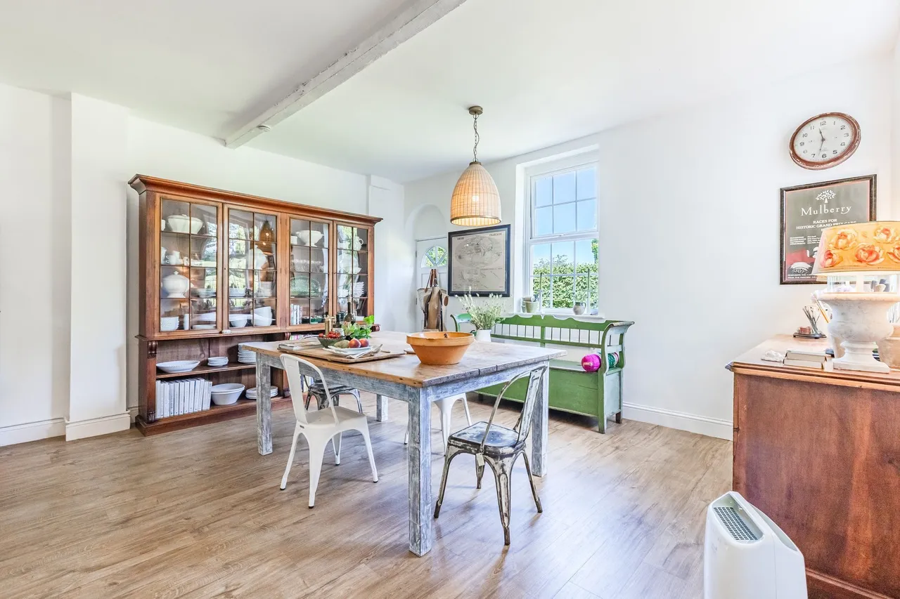 Two Bedroom Ground Floor Apartment in, photo 4
