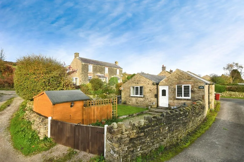 3 bed house for sale, Ashover Road, Littlemoor, S45