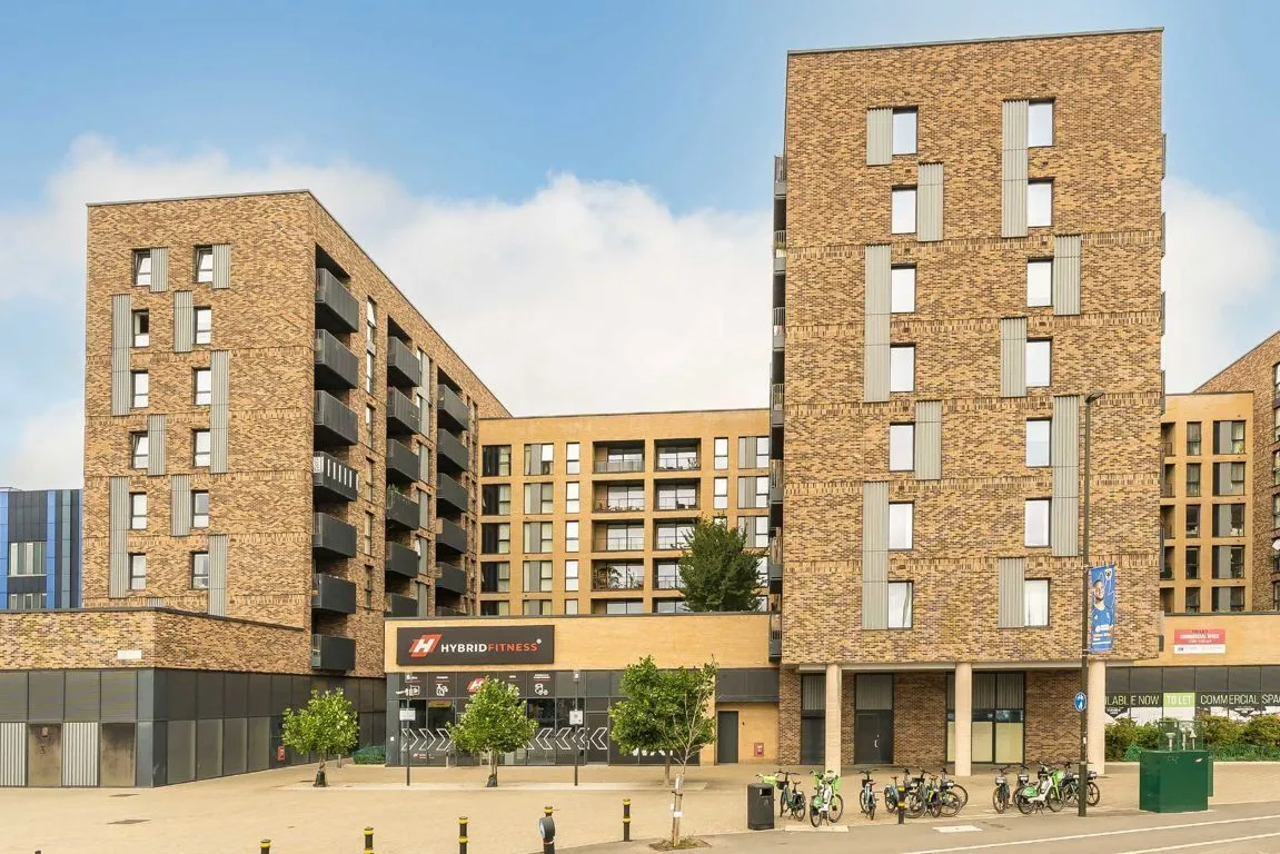 Plough Lane, SW17, photo 4