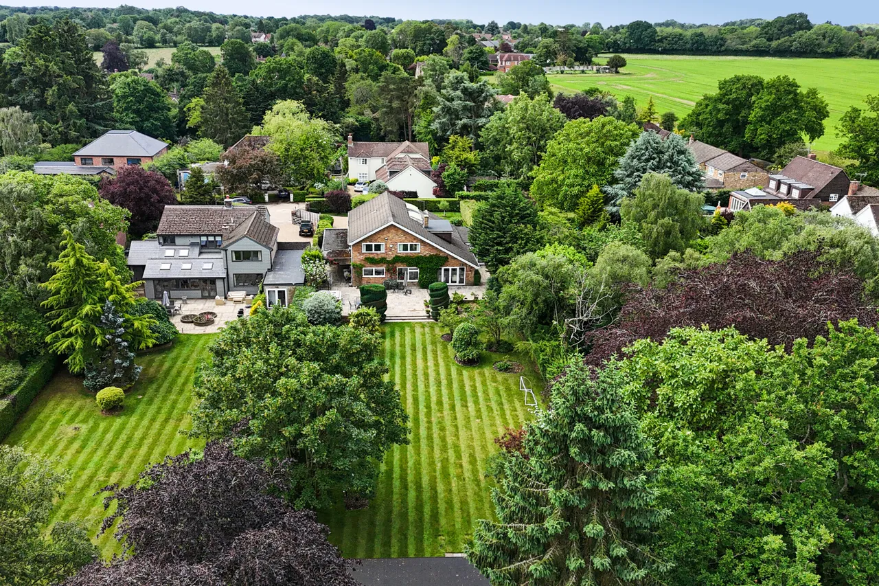 Broomfield Close, Great Missenden, HP16, photo 2
