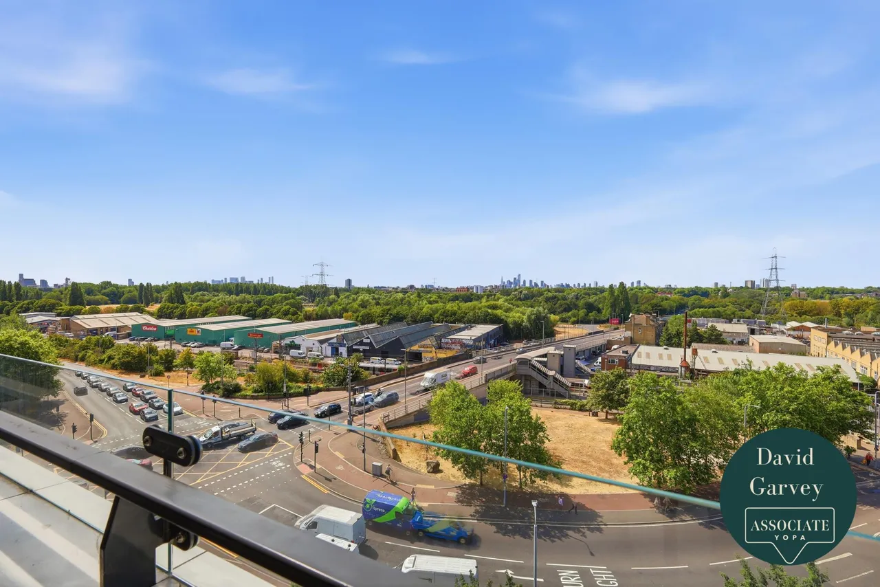 Beck Square, London, E10, photo 13