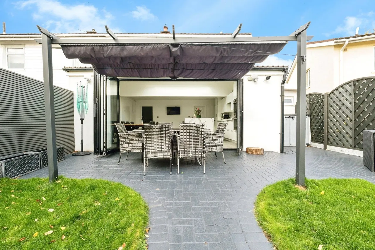 Brocket Way, Chigwell, IG7, photo 9
