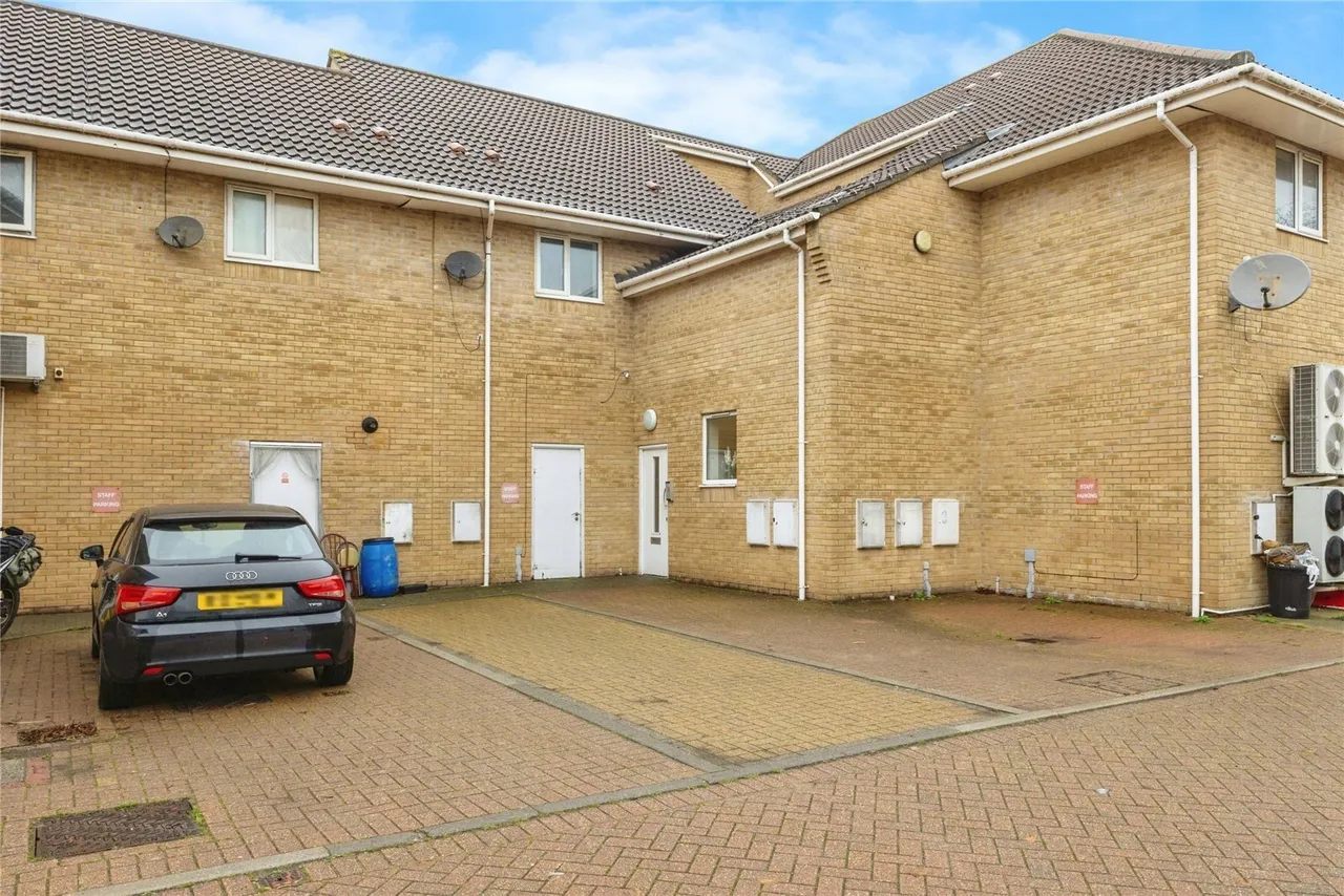Wood Avens Way, WYMONDHAM, Norfolk, NR18, photo 9