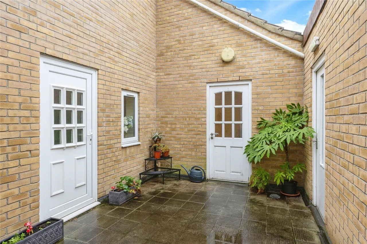 2 bed flat for sale — Wood Avens Way, WYMONDHAM, Norfolk, NR18