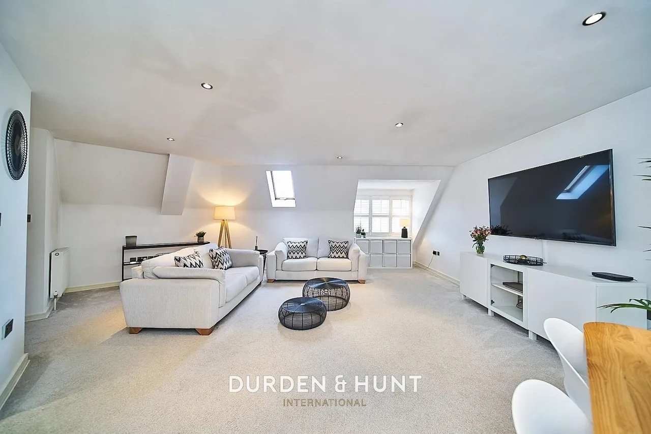Valley Hill, Loughton, IG10, photo 2