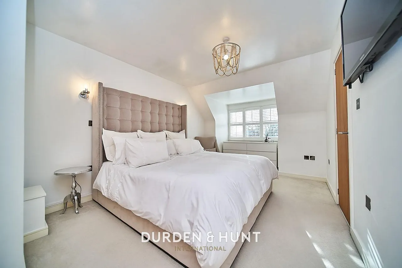 Valley Hill, Loughton, IG10, photo 3