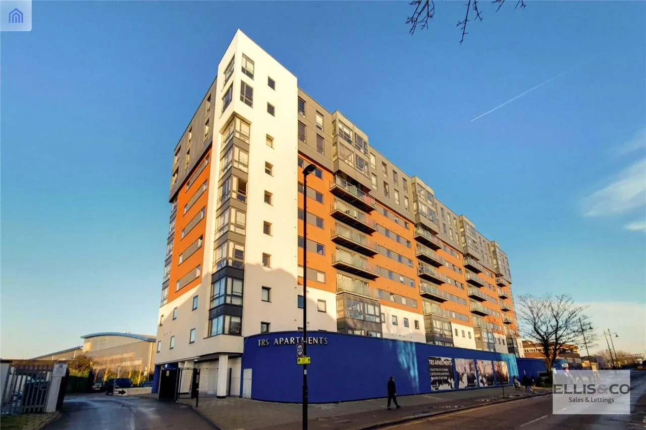 The Green, Southall, UB2, photo 16
